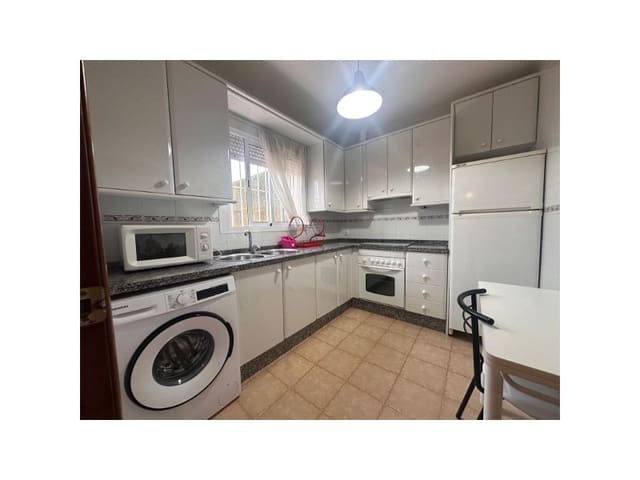 3 slaapkamer Huis te koop in Villar del Rey - € 100.000 (Ref: 9465200)