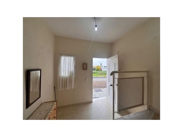 3 slaapkamer Huis te koop in Villar del Rey - € 100.000 (Ref: 9465200)