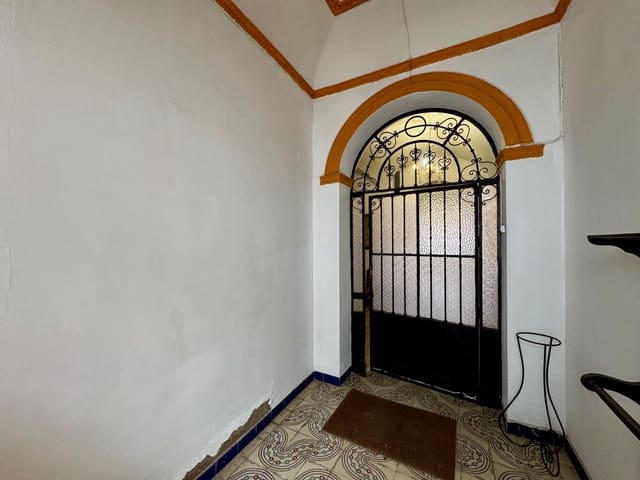 6 soverom Villa til salgs i Fuente de Cantos - € 149 000 (Ref: 9501853)