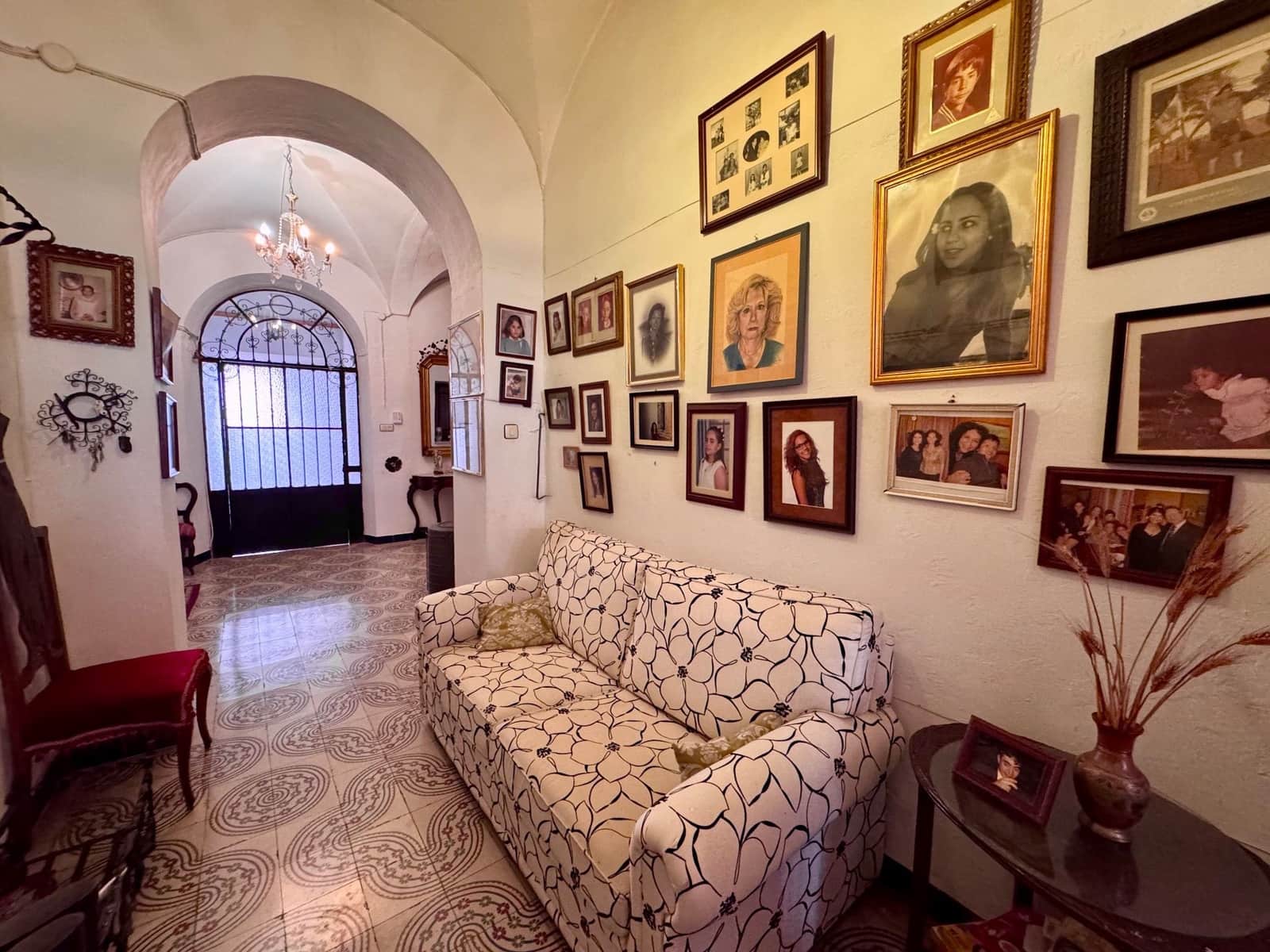 6 soverom Villa til salgs i Fuente de Cantos med garasje - € 149 000 (Ref: 9501853)