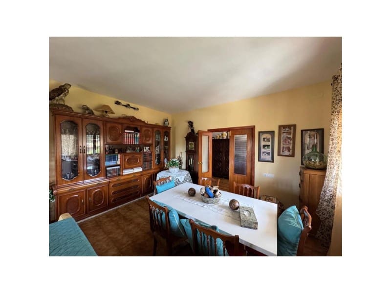 Finca/Casa Rural de 4 habitaciones en Santiago de Alcántara en venta con piscina - 195.000 € (Ref: 9643342)