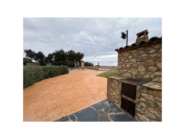 Finca/Casa Rural de 2 habitaciones en San Vicente de Alcántara en venta con piscina garaje - 295.000 € (Ref: 9643343)