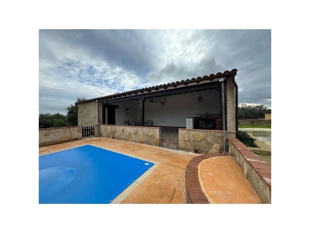 Finca/Casa Rural de 2 habitaciones en San Vicente de Alcántara en venta con piscina garaje - 295.000 € (Ref: 9643343)