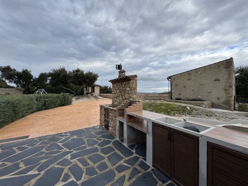 2 soveværelse Finca/Landehus til salg i San Vicente de Alcantara med swimmingpool garage - € 295.000 (Ref: 9643343)