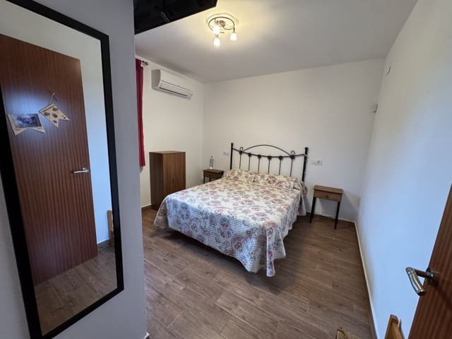 2 slaapkamer Finca/Landhuis te koop in San Vicente de Alcántara met zwembad garage - € 295.000 (Ref: 9643343)