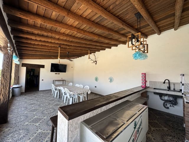 2 soverom Finca/Herregård til salgs i San Vicente de Alcántara med svømmebasseng garasje - € 238 000 (Ref: 9643343)