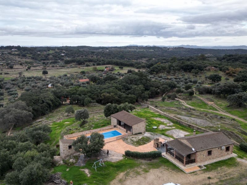 2 camera da letto Finca/Casa di Campagna in vendita in San Vicente de Alcantara con piscina garage - 238.000 € (Rif: 9643343)
