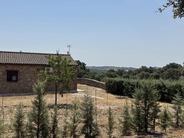 2 soverom Finca/Herregård til salgs i San Vicente de Alcántara med svømmebasseng garasje - € 238 000 (Ref: 9643343)