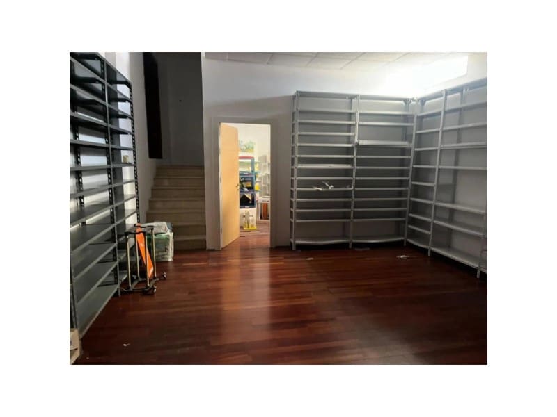 Local Comercial en Badajoz ciudad en venta - 150.000 € (Ref: 9643344)