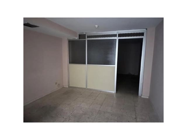 Local Comercial en Casco Antiguo, Badajoz ciudad en venta - 150.000 € (Ref: 9643344)