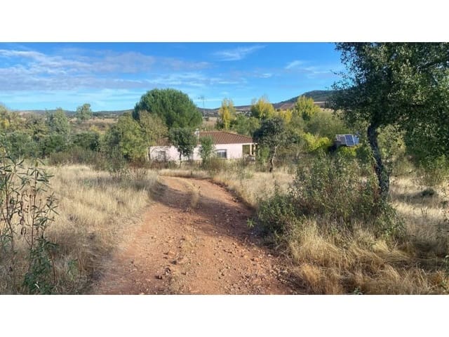 Finca/Casa Rural de 3 habitaciones en La Codosera en alquiler - 690 € (Ref: 9643350)