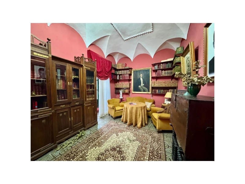 6 makuuhuone Huvila myytävänä paikassa Fuente de Cantos mukana 
autotalli - 149 000 € (Ref: 9643351)