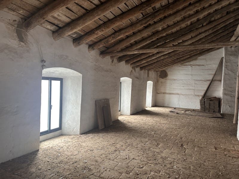 6 makuuhuone Huvila myytävänä paikassa Fuente de Cantos mukana 
autotalli - 149 000 € (Ref: 9643351)