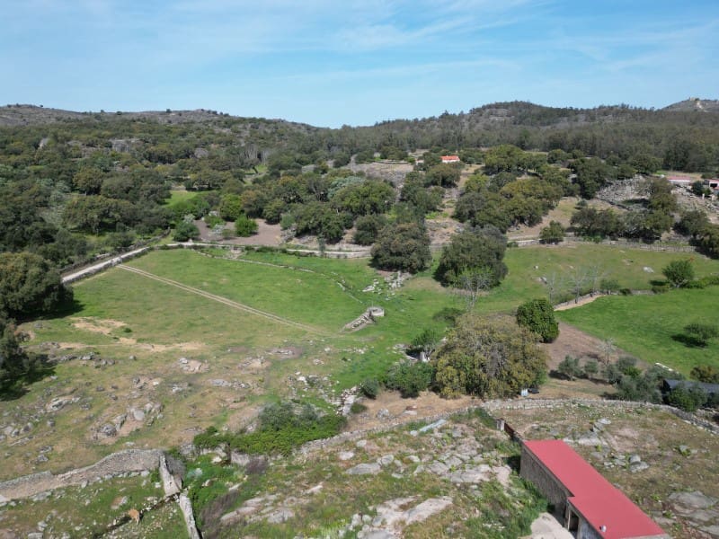 3 bedroom Finca/Country House for sale in Valencia de Alcantara - € 260,000 (Ref: 9828884)