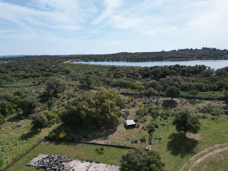 3 bedroom Finca/Country House for sale in Valencia de Alcantara - € 260,000 (Ref: 9828884)