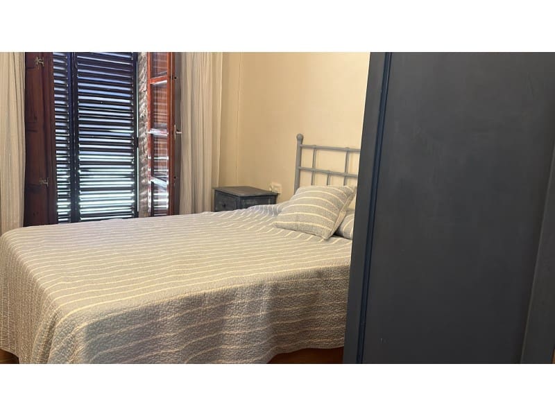 2 makuuhuone Huvila vuokrattavana paikassa Valencia de Alcantara mukana uima-altaan 
autotalli - 950 € (Ref: 9890032)