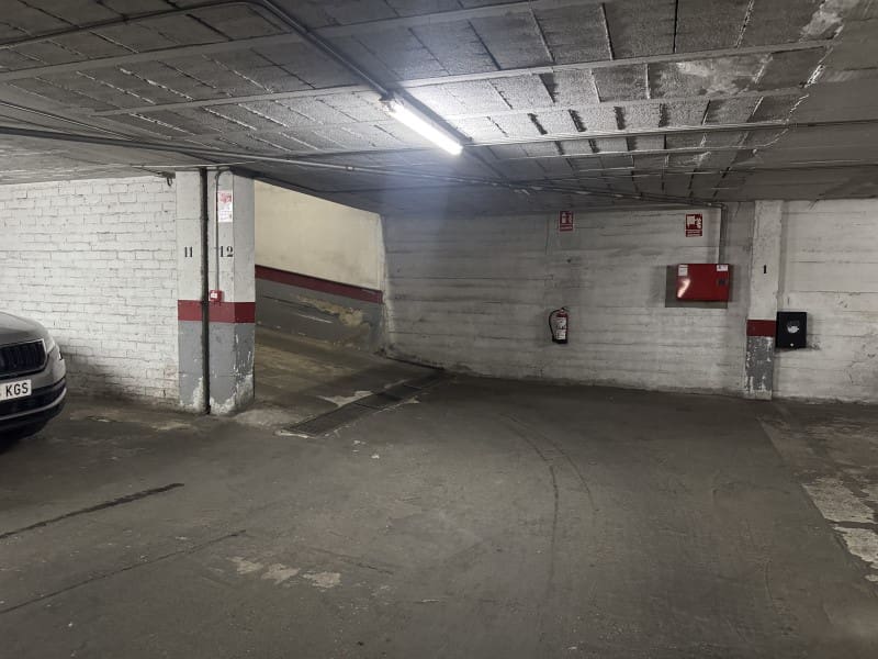 Garage te koop in Badajoz stad - € 28.000 (Ref: 9890033)