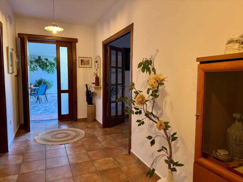 Finca/Casa Rural de 7 habitaciones en Valencia de Alcántara en venta - 490.000 € (Ref: 9945397)