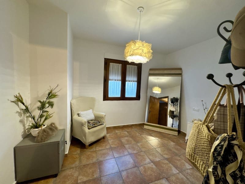 Finca/Casa Rural de 7 habitaciones en Valencia de Alcántara en venta - 490.000 € (Ref: 9945397)