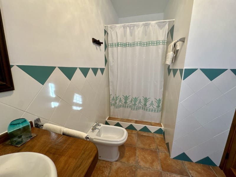 Finca/Casa Rural de 7 habitaciones en Valencia de Alcántara en venta - 490.000 € (Ref: 9945397)
