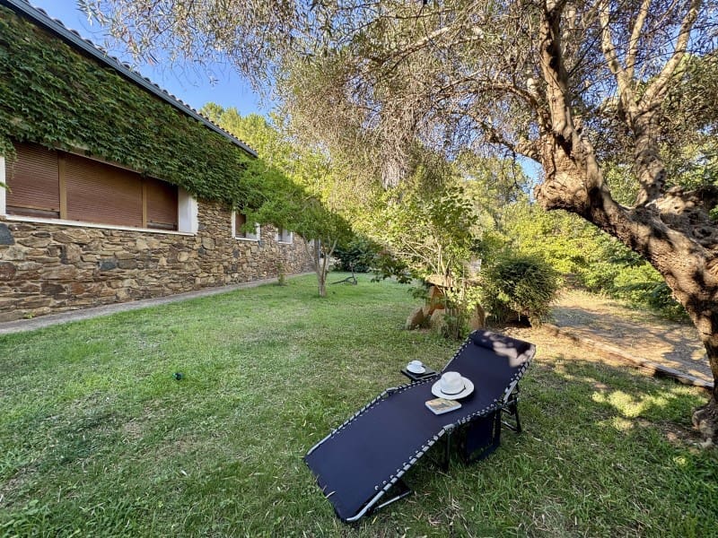 Finca/Casa Rural de 7 habitaciones en Valencia de Alcántara en venta - 490.000 € (Ref: 9945397)