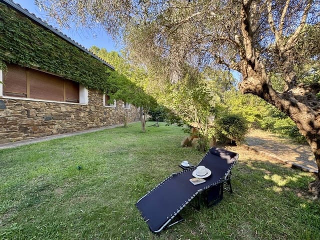 Finca/Casa Rural de 7 habitaciones en Valencia de Alcántara en venta - 490.000 € (Ref: 9945397)