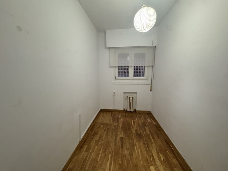 4 sovrum Lägenhet att hyra i Badajoz stad - 1 000 € (Ref: 9964967)