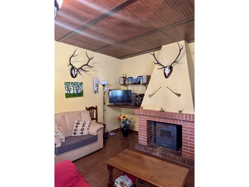 Finca/Casa Rural de 3 habitaciones en San Vicente de Alcántara en venta con piscina - 165.000 € (Ref: 9998447)