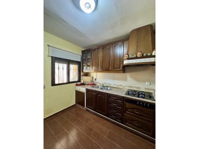 Finca/Casa Rural de 3 habitaciones en San Vicente de Alcántara en venta con piscina - 165.000 € (Ref: 9998447)