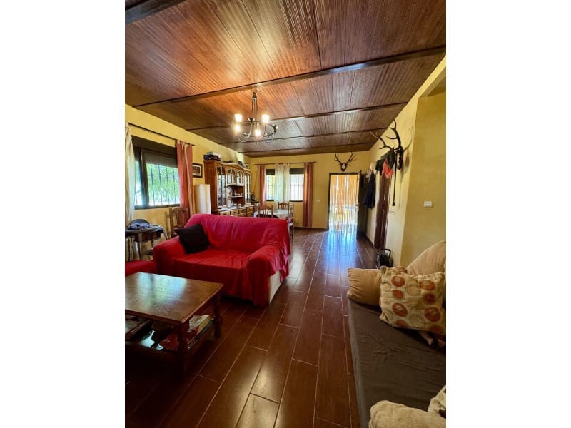 Finca/Casa Rural de 3 habitaciones en San Vicente de Alcántara en venta con piscina - 165.000 € (Ref: 9998447)