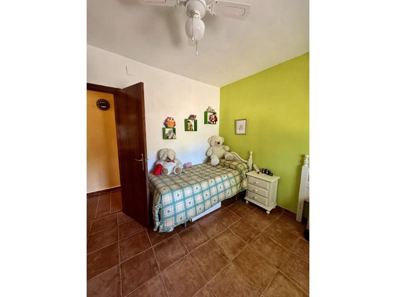 Finca/Casa Rural de 3 habitaciones en San Vicente de Alcántara en venta con piscina - 165.000 € (Ref: 9998447)