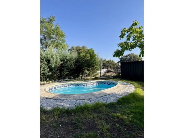 Finca/Casa Rural de 3 habitaciones en San Vicente de Alcántara en venta con piscina - 165.000 € (Ref: 9998447)