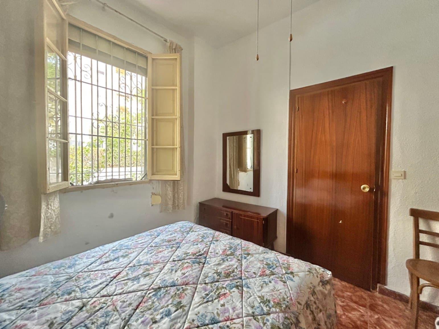 Pareado de 4 habitaciones en Málaga ciudad en venta con garaje - 385.000 € (Ref: 10001024)