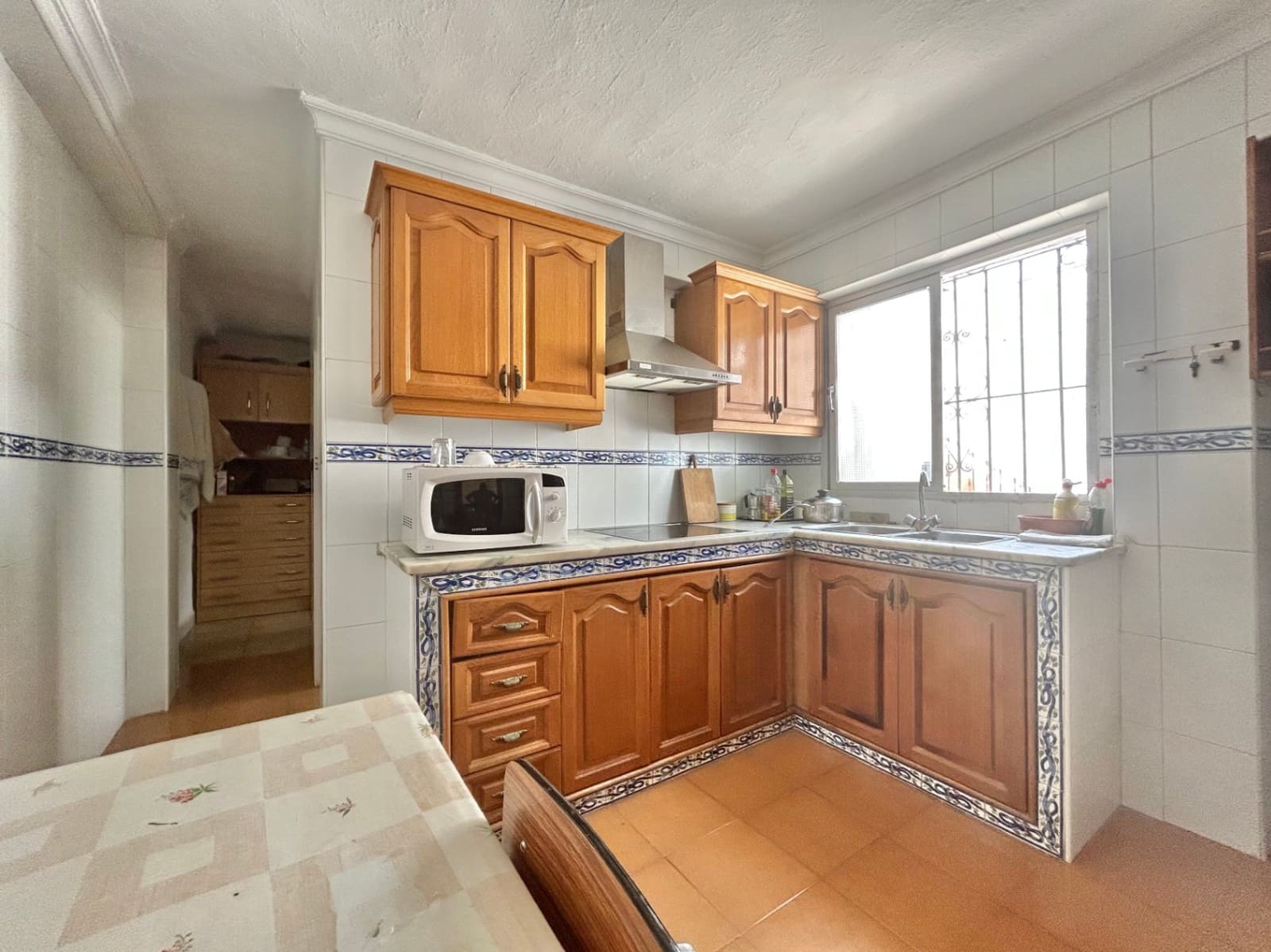 Pareado de 4 habitaciones en Málaga ciudad en venta con garaje - 385.000 € (Ref: 10001024)