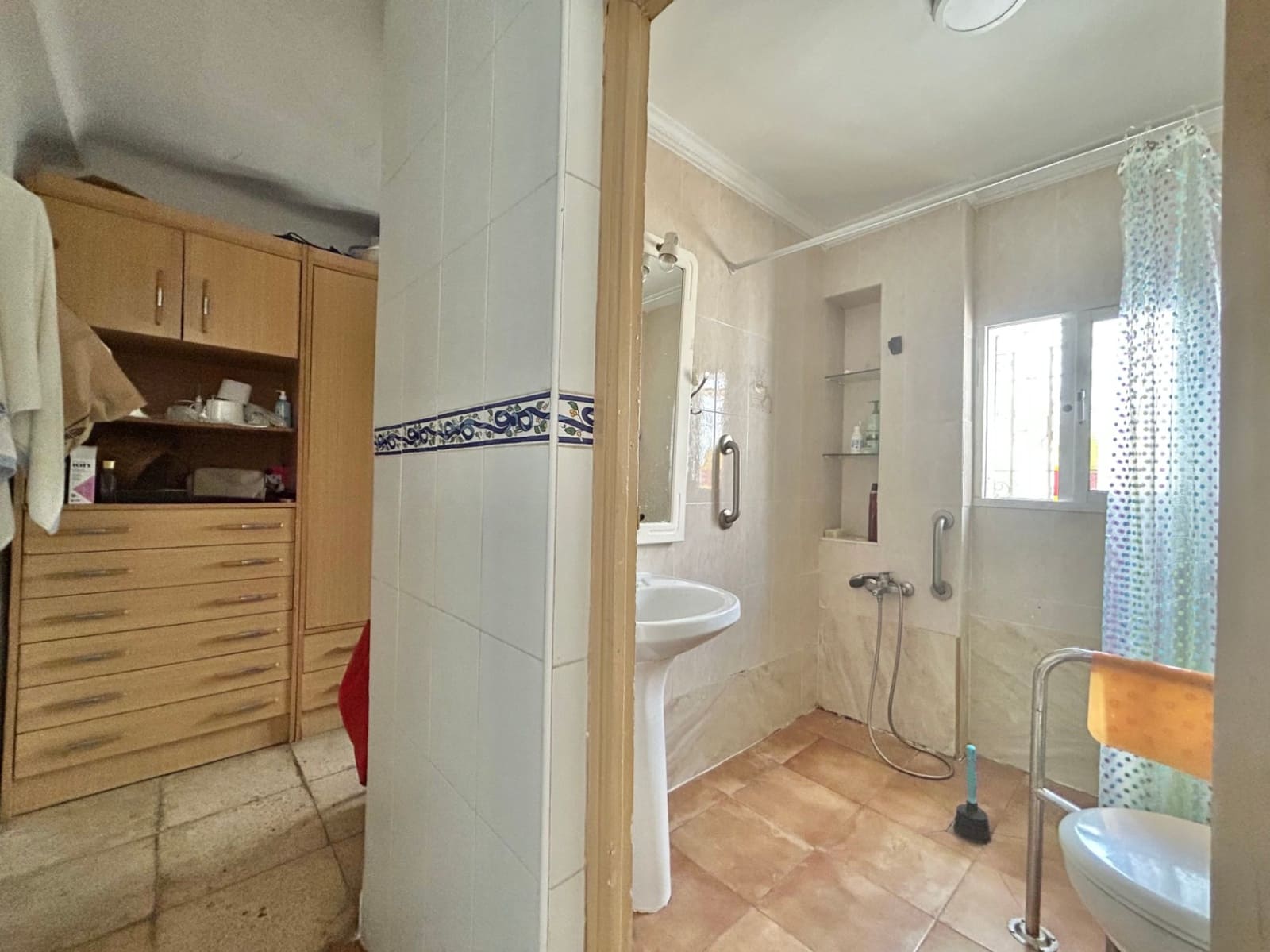 Pareado de 4 habitaciones en Málaga ciudad en venta con garaje - 385.000 € (Ref: 10001024)