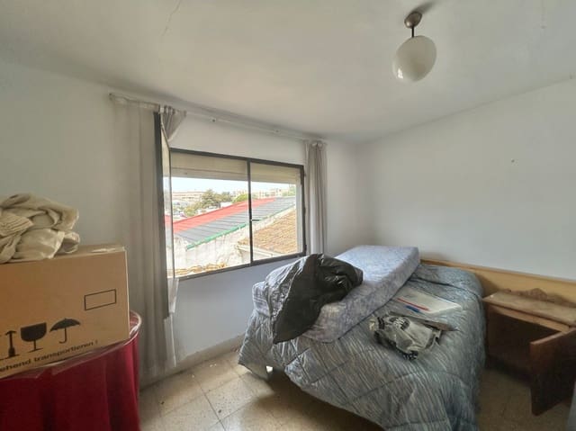 Pareado de 4 habitaciones en Camino de Antequera, Málaga ciudad en venta con garaje - 385.000 € (Ref: 10001024)