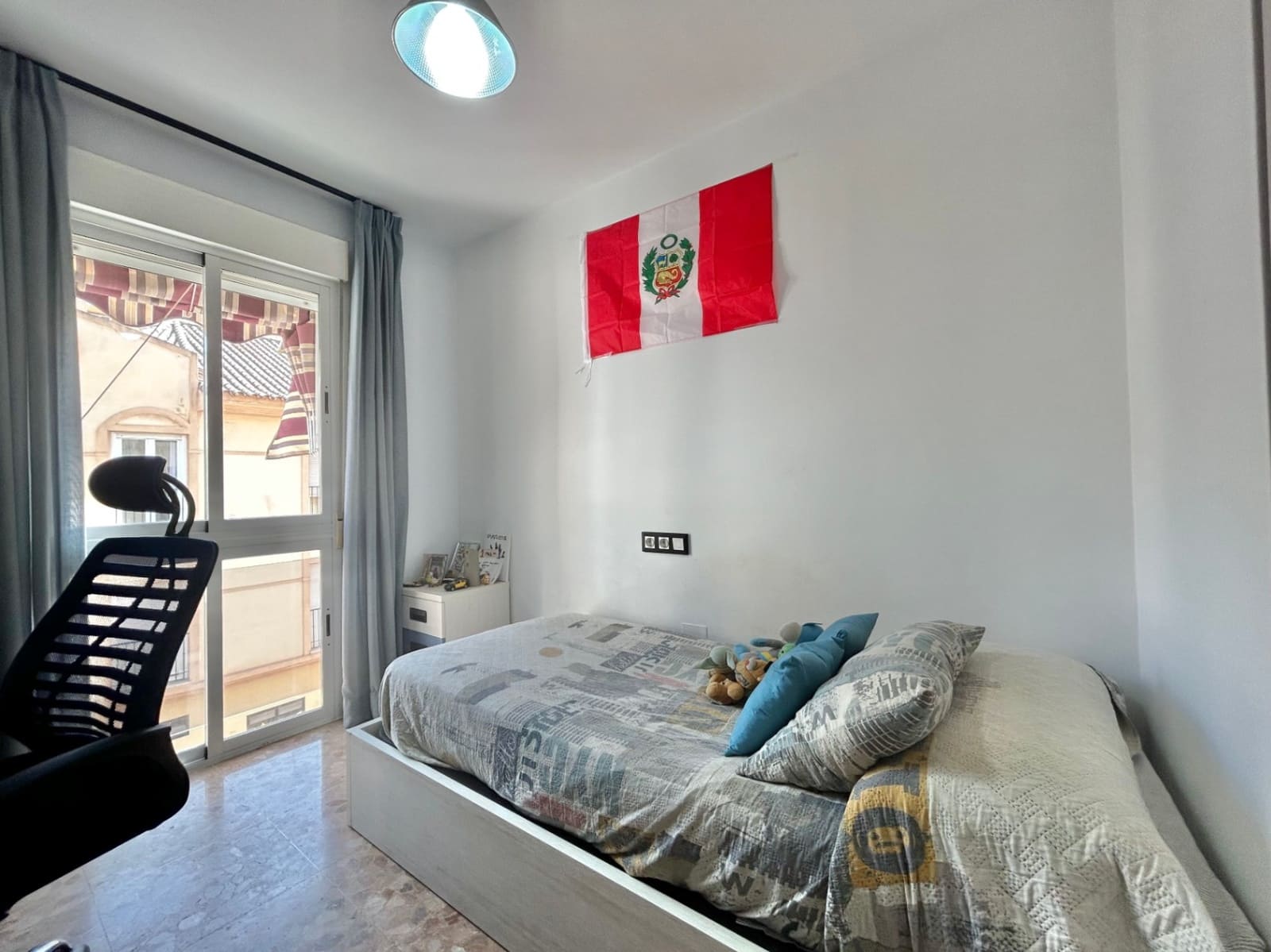 4 bedroom Penthouse for sale in Malaga city with garage - € 415,000 (Ref: 10014316)