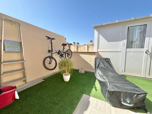 4 makuuhuone Kattohuoneisto myytävänä paikassa Ciudad Jardín, Málaga kaupunki mukana 
autotalli - 415 000 € (Ref: 10014316)