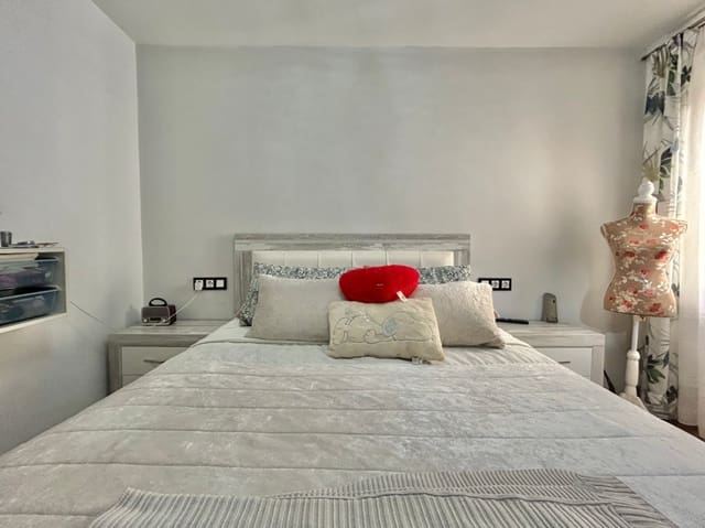 4 makuuhuone Kattohuoneisto myytävänä paikassa Ciudad Jardín, Málaga kaupunki mukana 
autotalli - 415 000 € (Ref: 10014316)