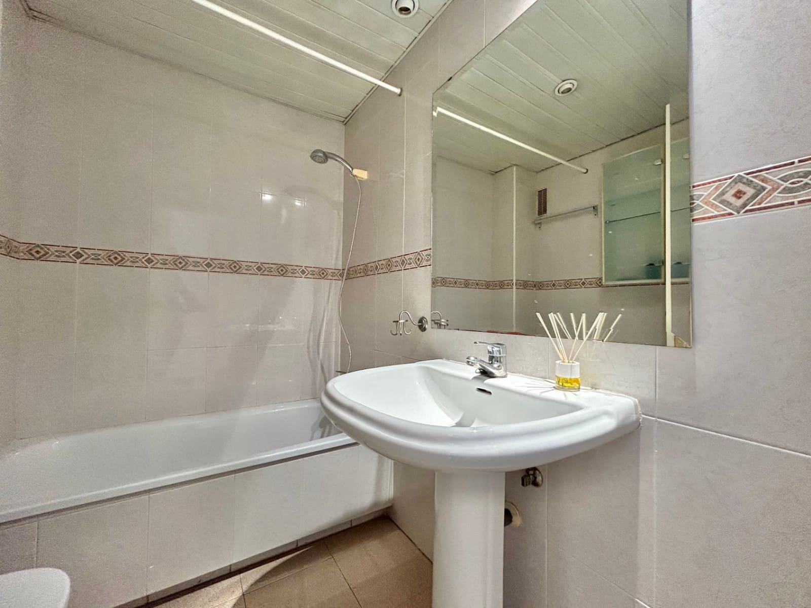 1 sovrum Lägenhet till salu i Malaga stad - 240 000 € (Ref: 10033216)