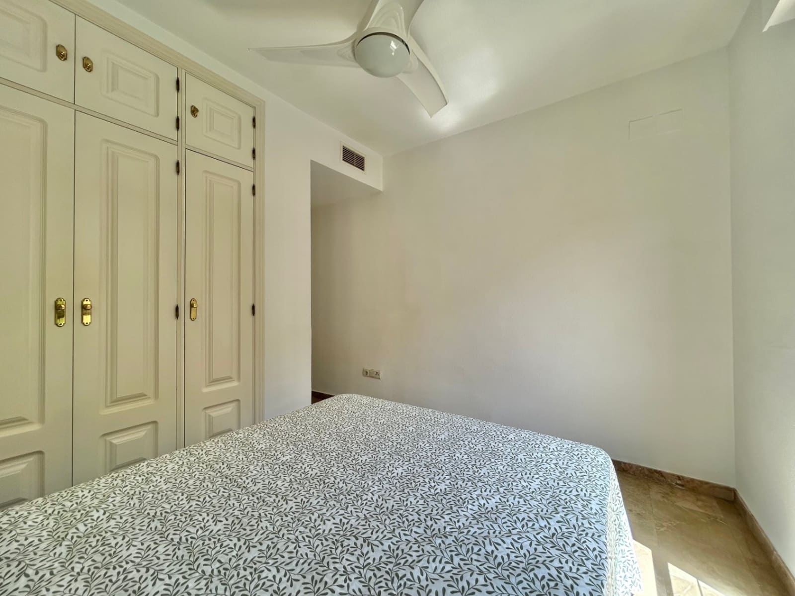 1 sovrum Lägenhet till salu i Malaga stad - 240 000 € (Ref: 10033216)