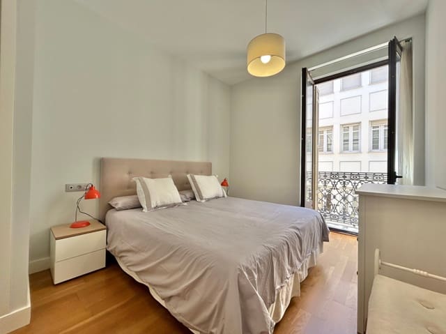1 sypialnia Apartament na sprzedaż w Centro Historico, Miasto Málaga z garażem - 440 000 € (Ref: 10034256)