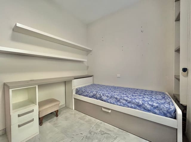 3 makuuhuone Huoneisto myytävänä paikassa Centro Historico, Málaga kaupunki mukana 
autotalli - 575 000 € (Ref: 10034371)