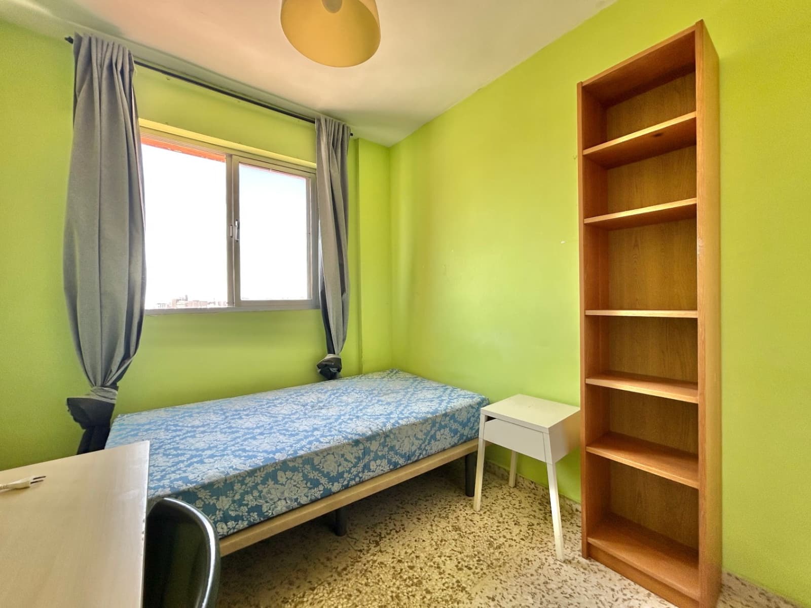 5 sypialnia Apartament na sprzedaż w Miasto Malaga - 400 000 € (Ref: 10034586)
