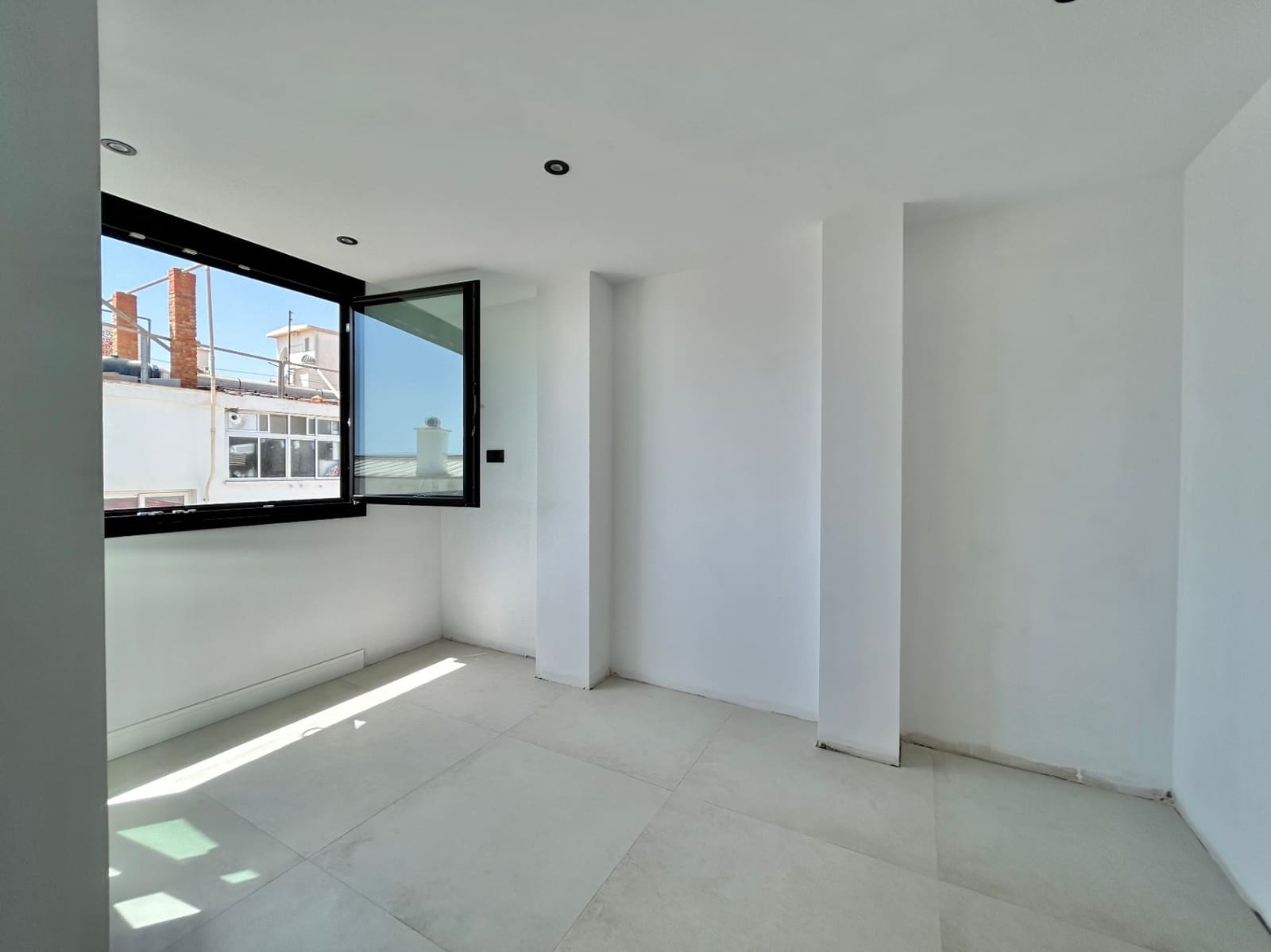 2 quarto Penthouse para venda em Malaga cidade - 618 000 € (Ref: 10044037)