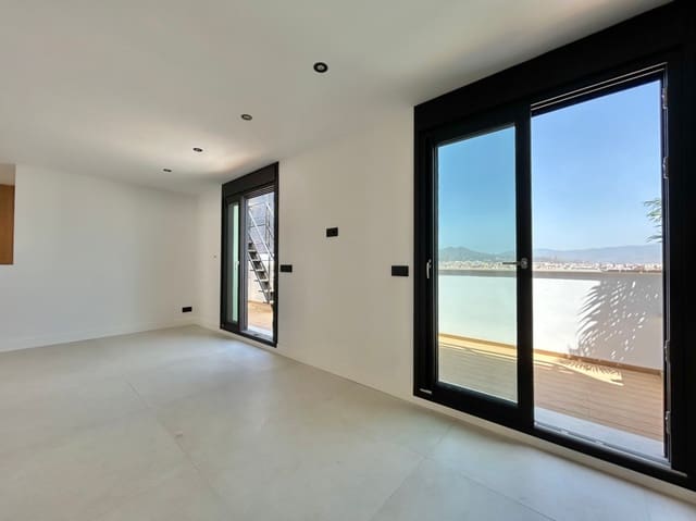 2 soveværelse Penthouse til salg i Santa Paula, Málaga by - € 618.000 (Ref: 10044037)