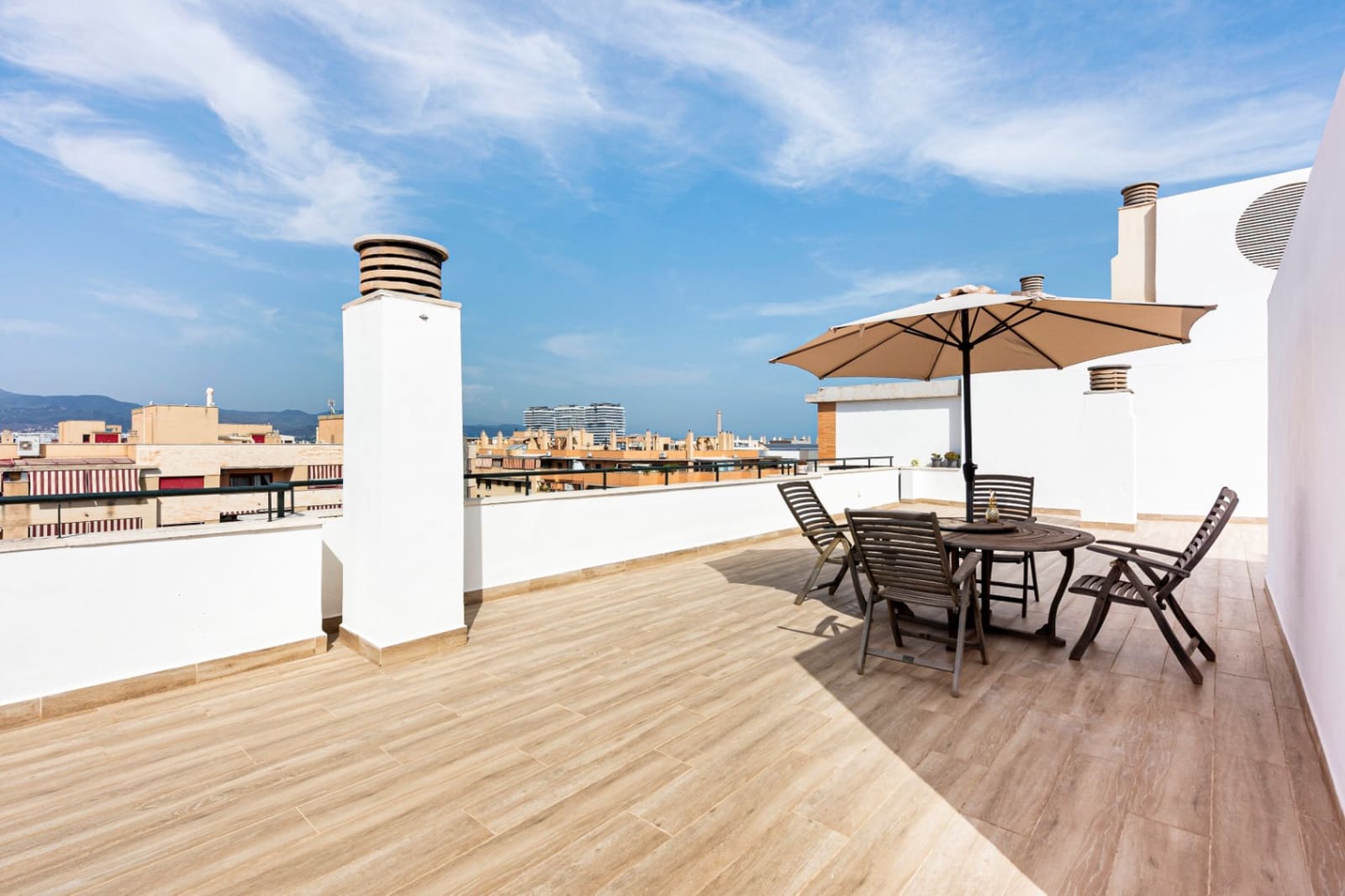 4 quarto Penthouse para venda em Malaga cidade com piscina garagem - 1 050 000 € (Ref: 10060827)