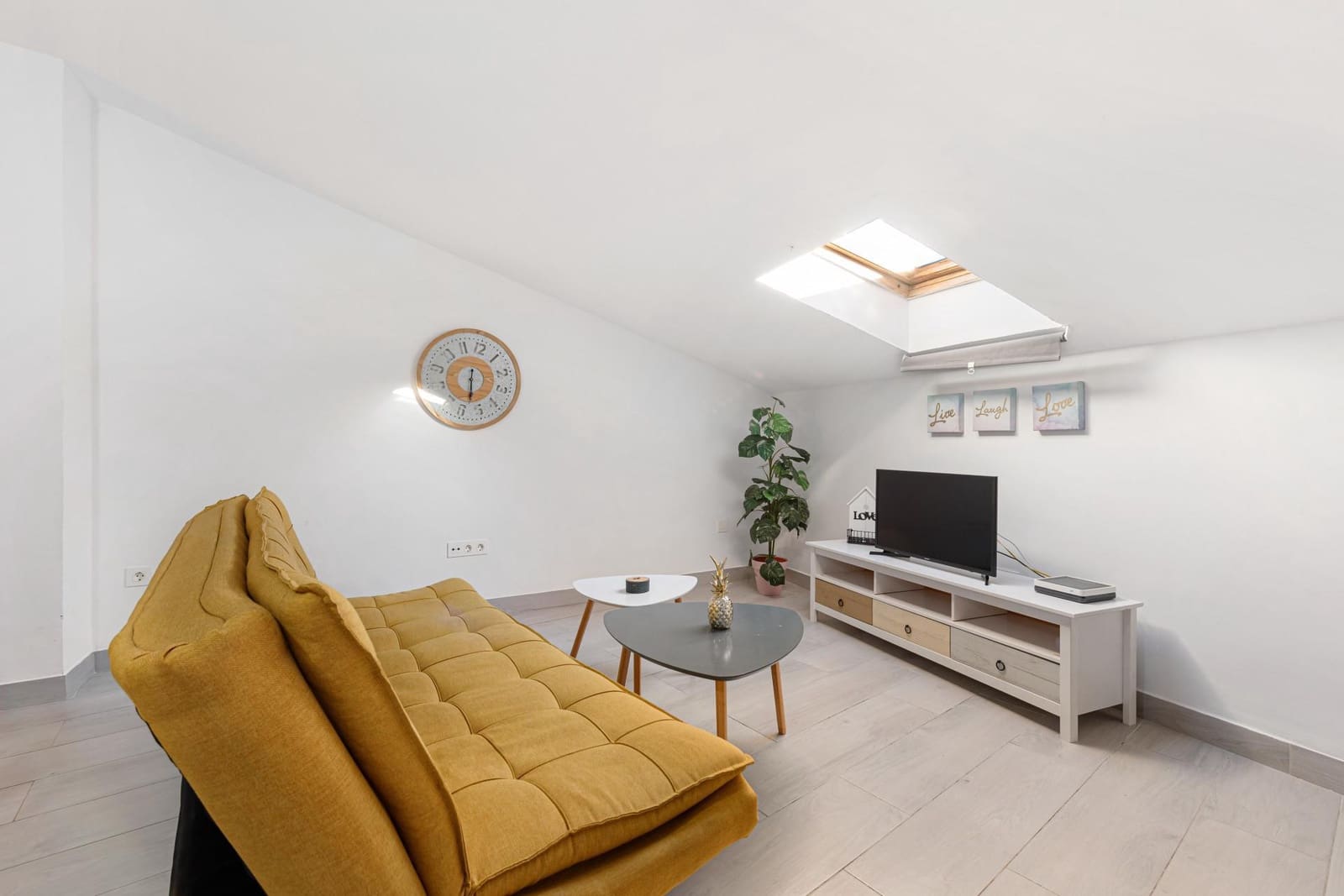 Penthouse til salg i Malaga by - € 260.000 (Ref: 10062518)