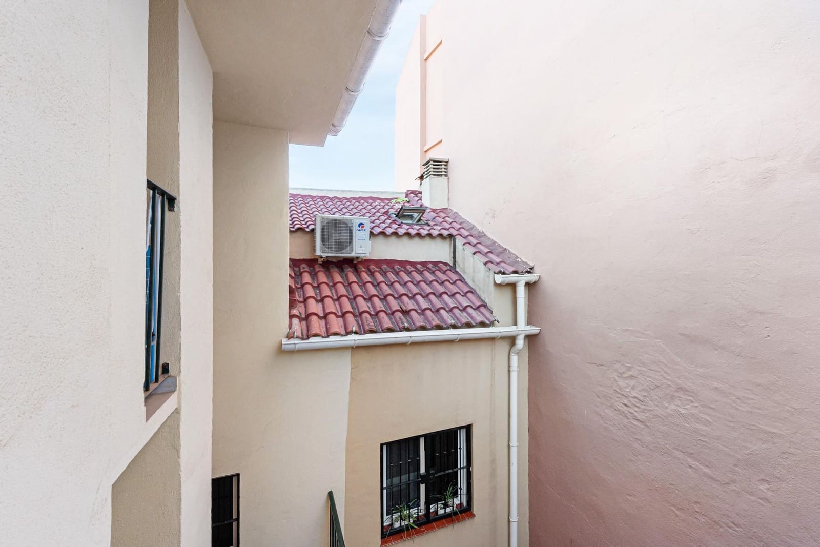 Penthouse til salg i Malaga by - € 260.000 (Ref: 10062518)