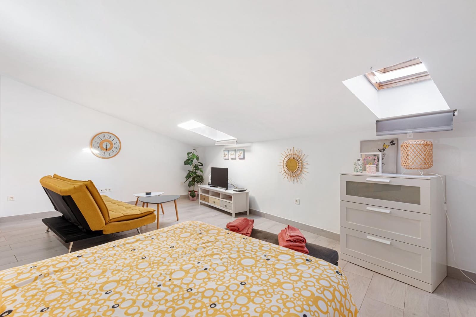Penthouse til salg i Malaga by - € 260.000 (Ref: 10062518)
